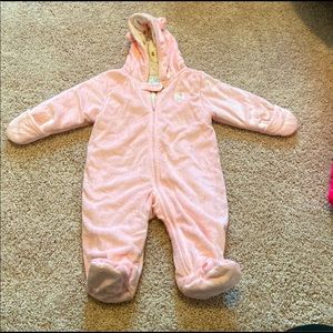 Girl pram 6-9 months